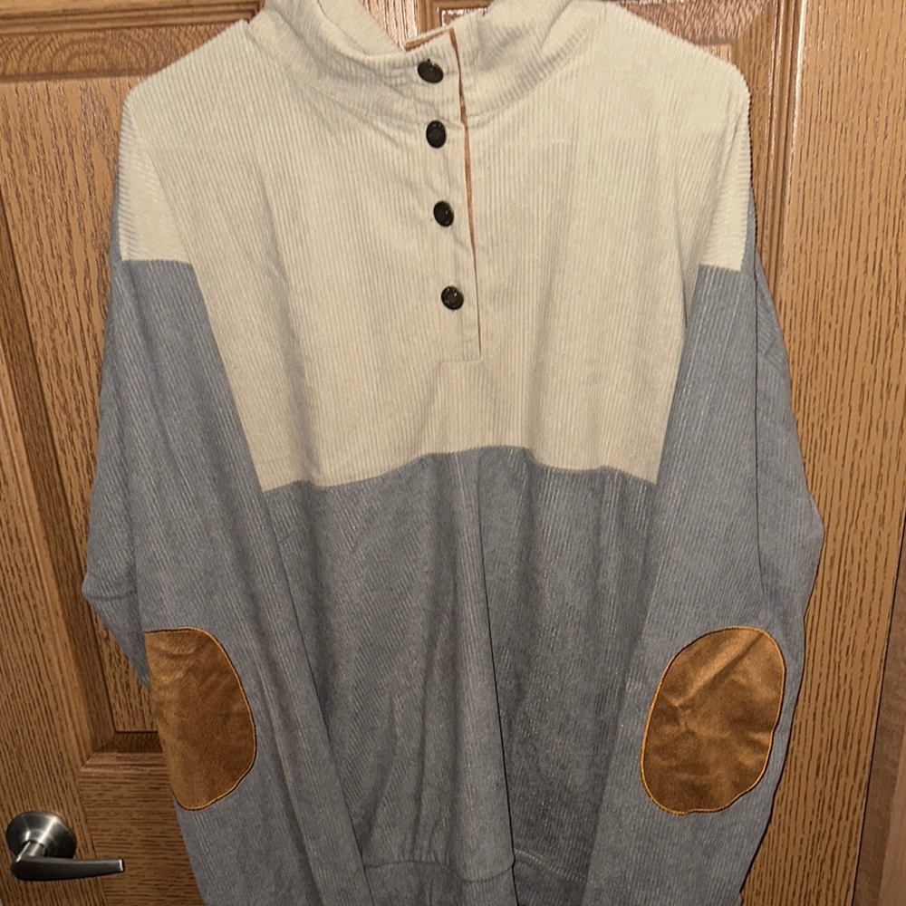 Two-Tone Button-Up Men's Sweater
